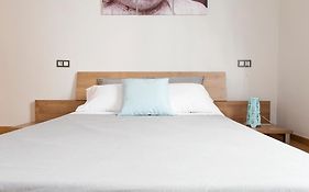 Homely Malaga Refino Oriental